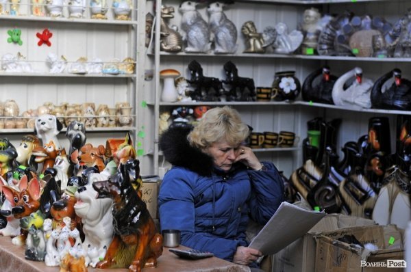 Завокзальний ринок. БУДНІ МІСТА