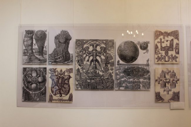 Виставка в Луцьку: минуле крізь призму емоцій. ФОТО