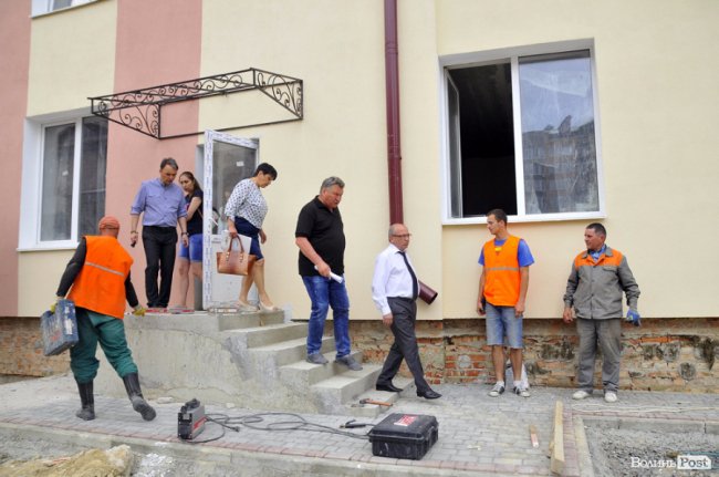 Луцька міськрада досі не перерахувала кошти на школу №27