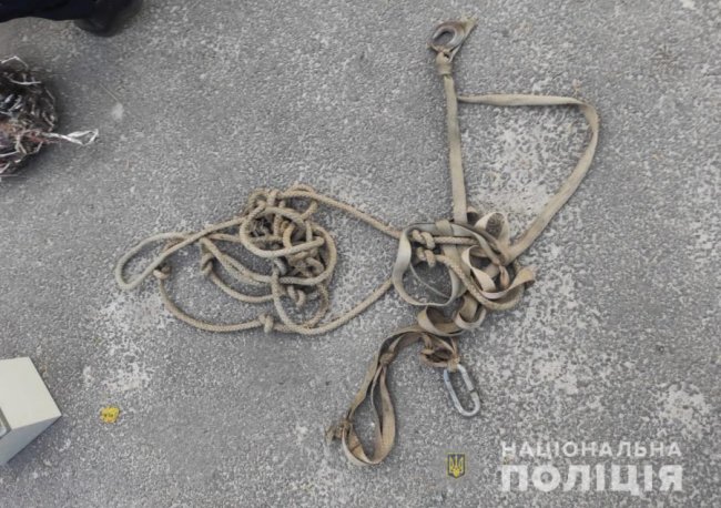 Волинські поліцейські затримали групу осіб, яка викрадала цінне обладнання. ФОТО