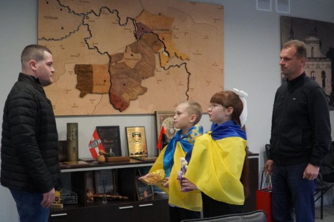 Дякуємо, Дмитре, за службу та силу: у Володимирі зустріли Героя, який повернувся з російського полону