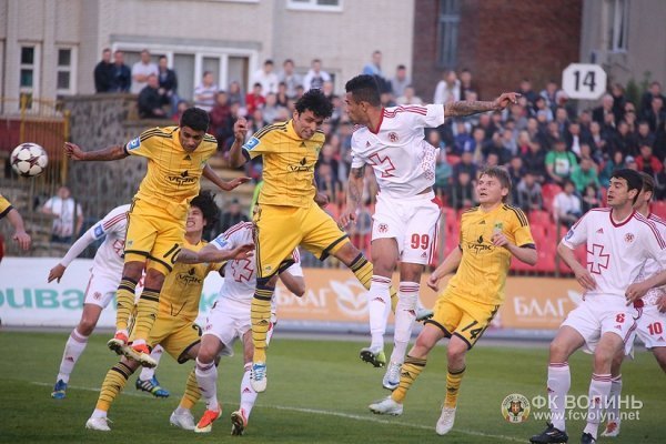 «Волинь» - «Металіст»: фотомиті
