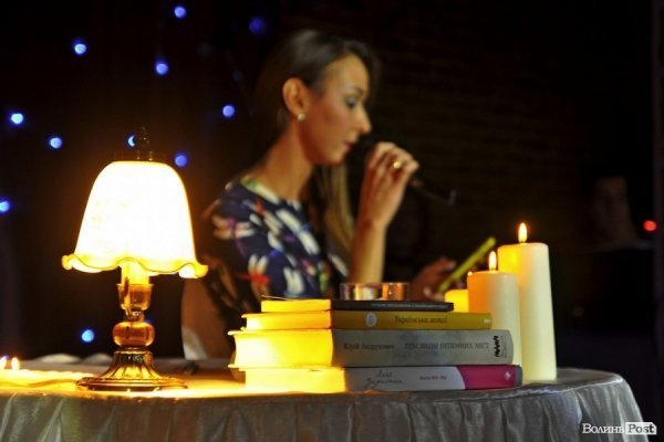 «Зима. Кохання. Новий Рік»: поетичний вечір з присмаком моди в Луцьку