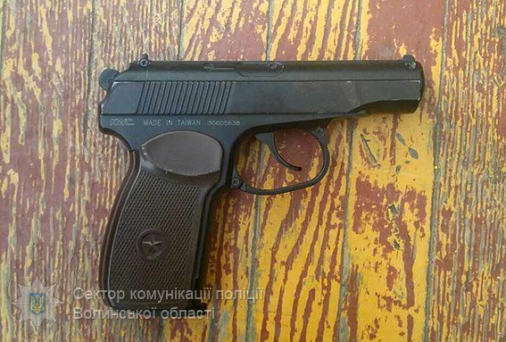 У Луцьку поліція розшукує власників викрадених речей