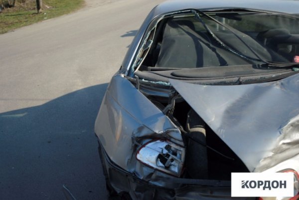 ДТП на Волині: водій легковика в'їхав у вантажівку 