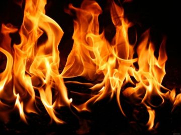 На Волині через пожежу в магазині постраждала жінка