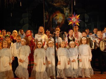 На благодійному концерті в Луцьку для сиріт зібрали 110 тисяч