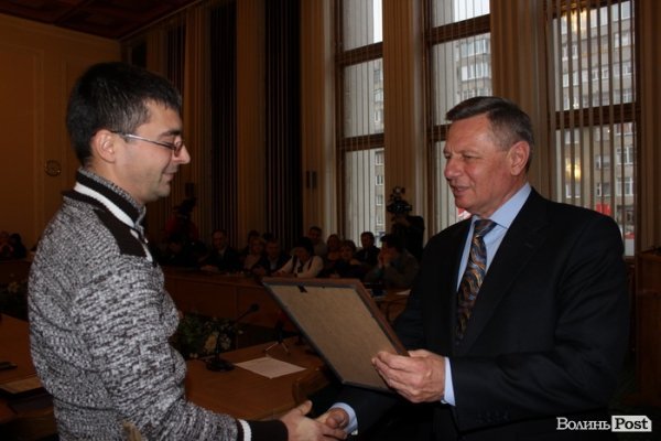 У Луцьку привітали працівників телебачення, радіо та зв'язку. ФОТО