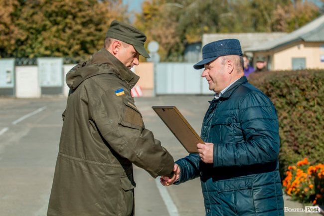 У Луцьку з Днем захисника України привітали нацгвардійців. ФОТО