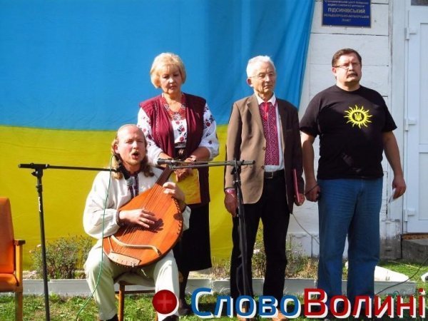 На Волині відкрили монумент герою, закатованому російськими окупантами. ФОТО