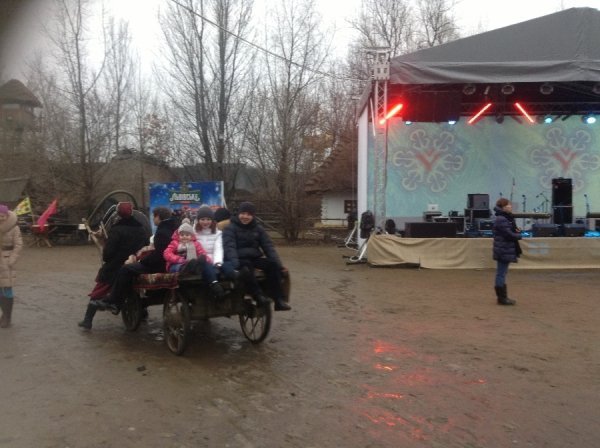 На фолк-фестивалі «Країна мрій» почали святкувати Різдво. ВІДЕО