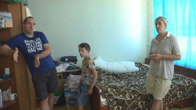 Переселенці, які живуть у ліцеї на Волині, змушені шукати собі нове житло. ФОТО. ВІДЕО
