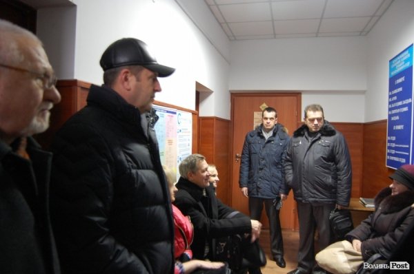 Волинські опозиціонери також прийшли у суд