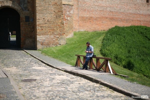 Фотограф чекає вдалого кадру