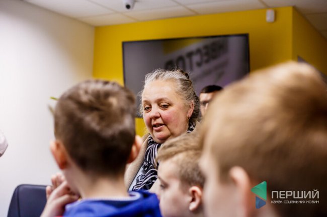 У тата на роботі: школярі побували на 3D-екскурсії «Інвестора»*