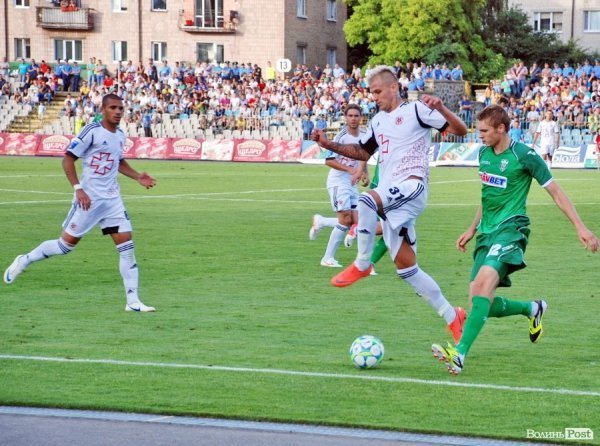 «Волинь» - «Карпати»:  історія однієї нічиєї в фото