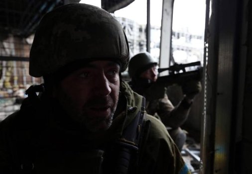 Як живуть «кіборги» у найгарячішій точці Донецька. ФОТО