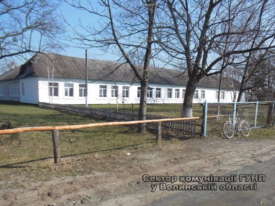 На Волині чоловік викрав ноутбуки з сільської школи. ФОТО 