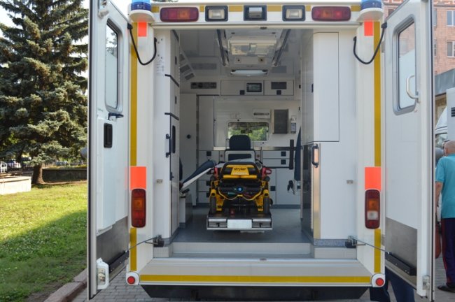 Ковельські медики отримали у подарунок «швидку». ФОТО