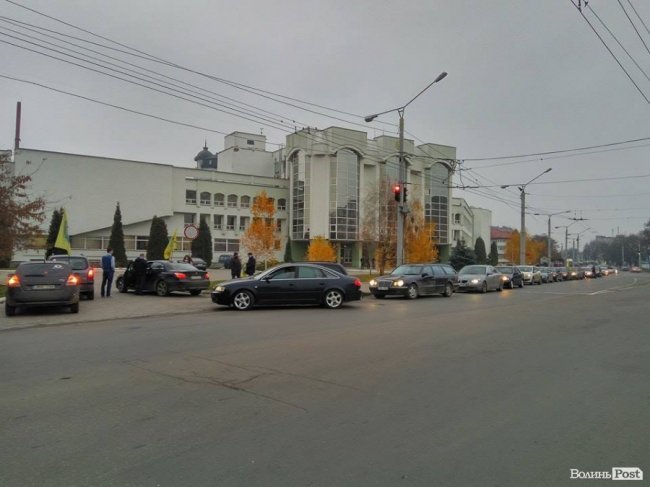 Авто у ставку і побиття доньки. Надзвичайні новини тижня (6-12 листопада)