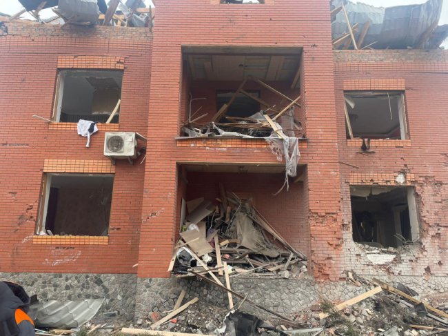 Російські військові обстріляли Білу Церкву: пошкоджені 20 будинків. ВІДЕО