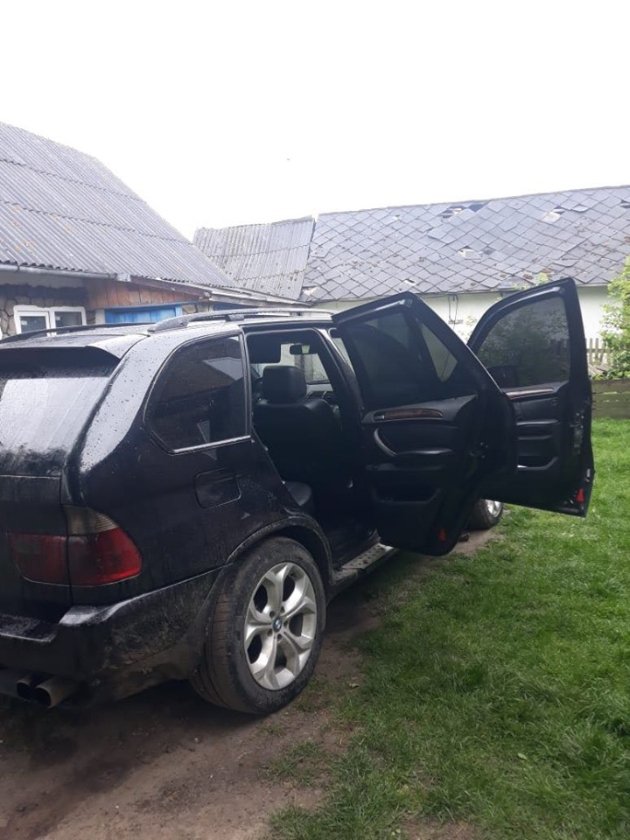 На Ківерцівщині провели масові обшуки в оселях людей, які причетні до крадіжок лісу. ФОТО