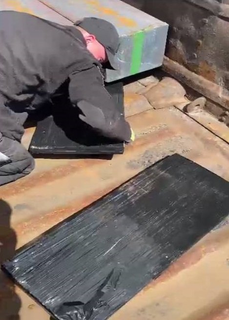 Луцькі прикордонники виявили у вантажному потязі контрабандне куриво 