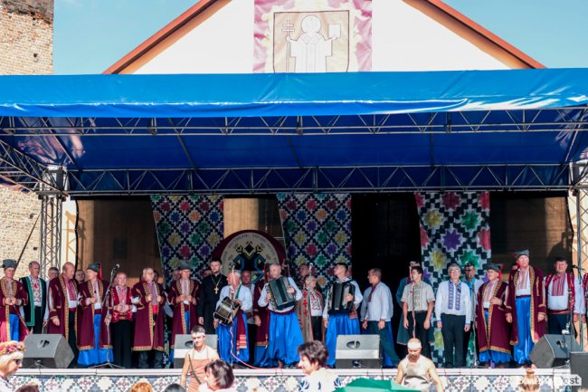 Неймовірні вбрання та іноземні гості: фестиваль «Берегиня» у Луцькому замку. ФОТО