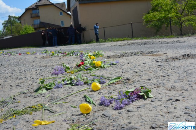 Мати поховала вже третю дитину: на Волині попрощалися із Героєм Олександром Бишевичем