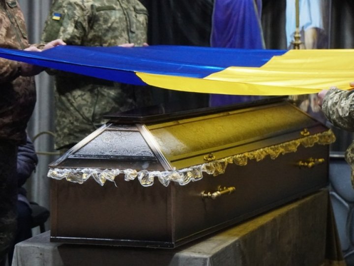 Завтра у Луцьку відбудеться прощання з двома Героями