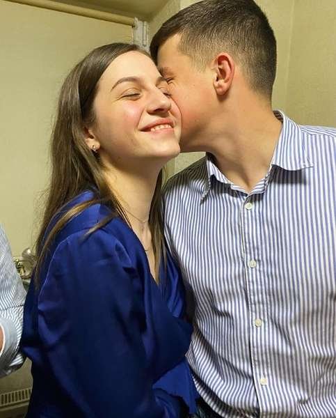 Лучанка рік чекає з полону свого нареченого — оборонця «Азовсталі»