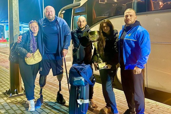 Виборює золоті медалі  та керує у Луцьку ветеранським хабом: історія воїна, який втратив на війні ноги