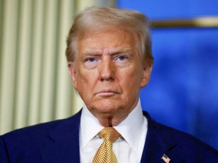 Трамп розповів, якому президенту довіряє більше: Путіну чи Зеленському