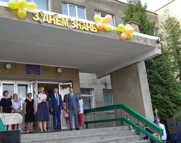 Перший дзвоник у Ковелі. ФОТО