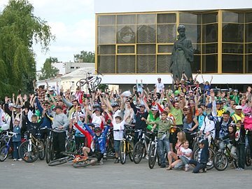 У Луцьку велосипедисти окупували дороги