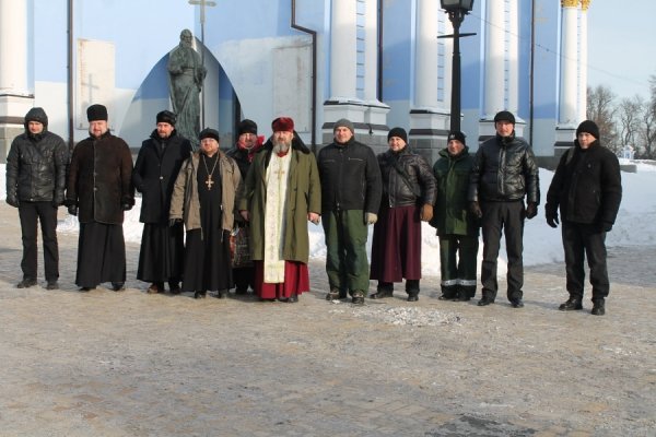 Волинські священики побували на Євромайдані. ФОТО