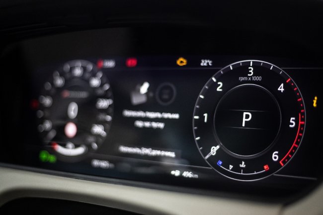 Чому деякі авто на українському ринку дешевші, ніж авто «під ключ» з-за кордону*