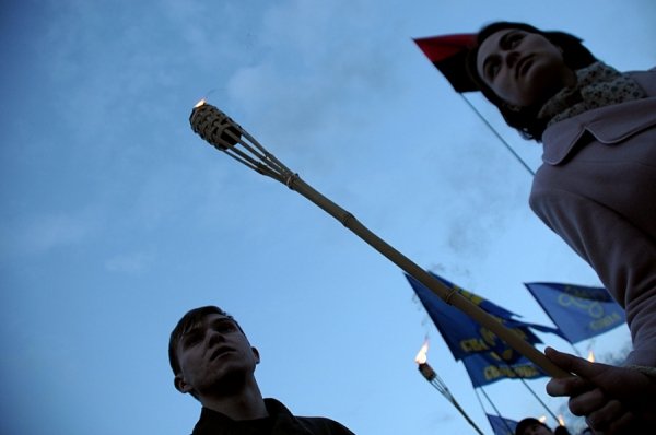 В Умані «Свобода» провела смолоскипний марш. ФОТО. ВІДЕО