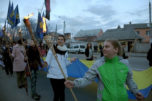 В Умані «Свобода» провела смолоскипний марш. ФОТО. ВІДЕО