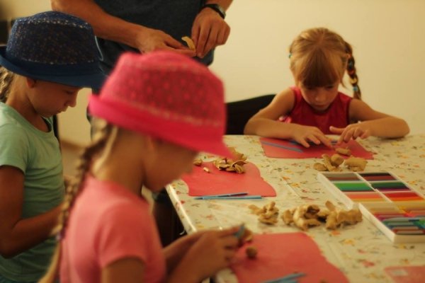 У Луцьку діти ліпили анімаційних персонажів з пластиліну. ФОТО