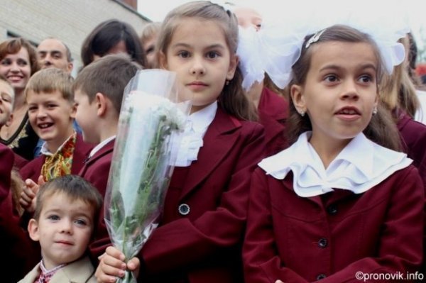 Перше вересня у Нововолинську. ФОТО