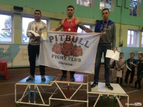 Луцькі спортсмени привезли 7 медалей із турніру з тайського боксу