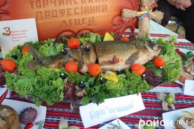 «Бурштинова осінь»: страви, мода і музика