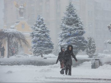 Погода на вихідні: синоптики радять готуватись до негоди