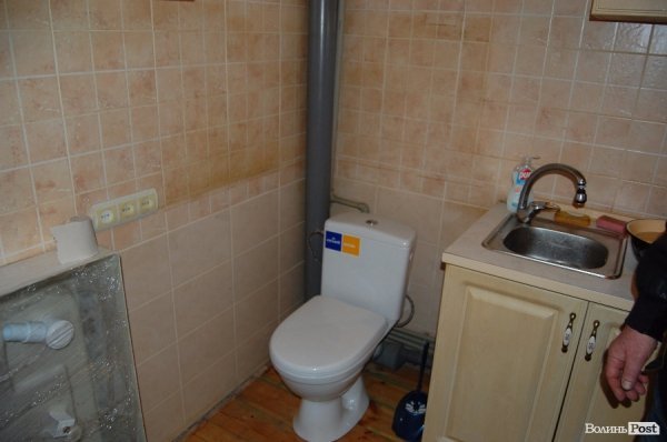 Кухню збираються перегородити і облаштувати ванну кімнату