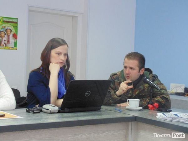 У Луцьку дискутували про «гідність» Волині та «безвихідь» Донбасу. ФОТО