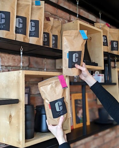 Як зберігати продукти в крафтових пакетах: поради для збереження свіжості та якості