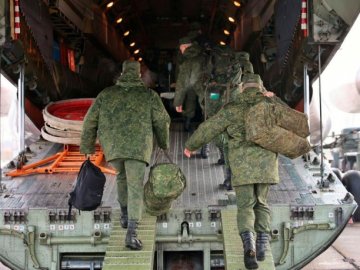 У Росії заявили, що Білорусь отримала авіацію та «Іскандери», здатні наносити тактичні ядерні удари