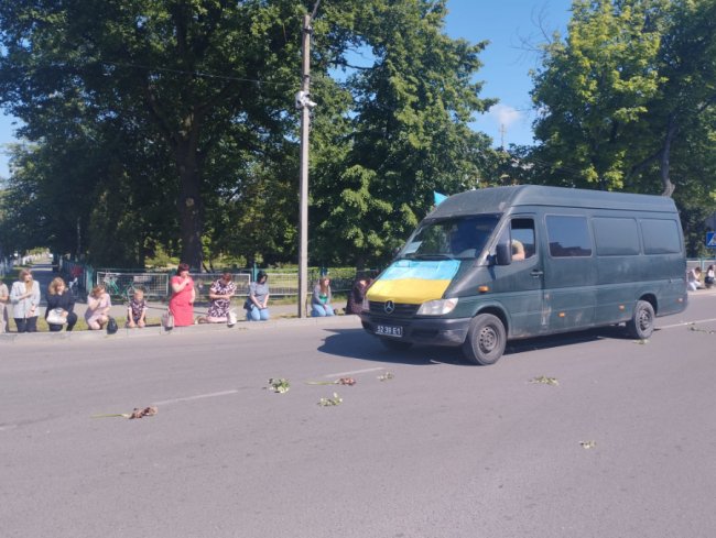 Без батька залишилися троє дітей: на Волині поховали Героя Ігоря Хомика