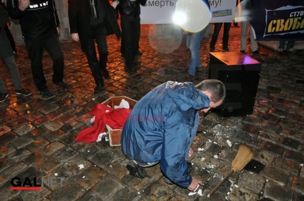 «Похорон» комунізму в Львові. ФОТО